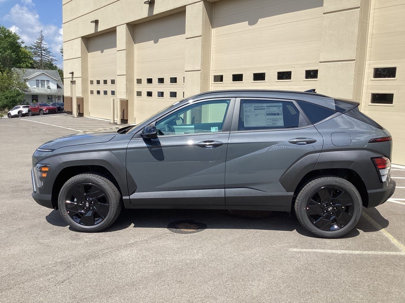 2026 Hyundai Kona SEL photo 3