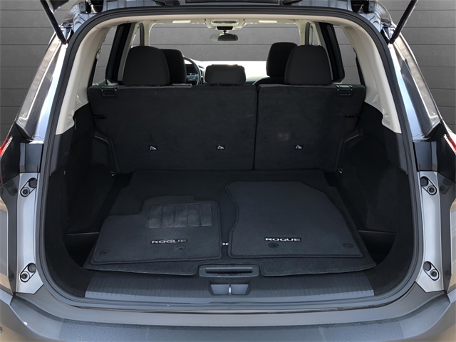 2023 Nissan Rogue SV photo 9