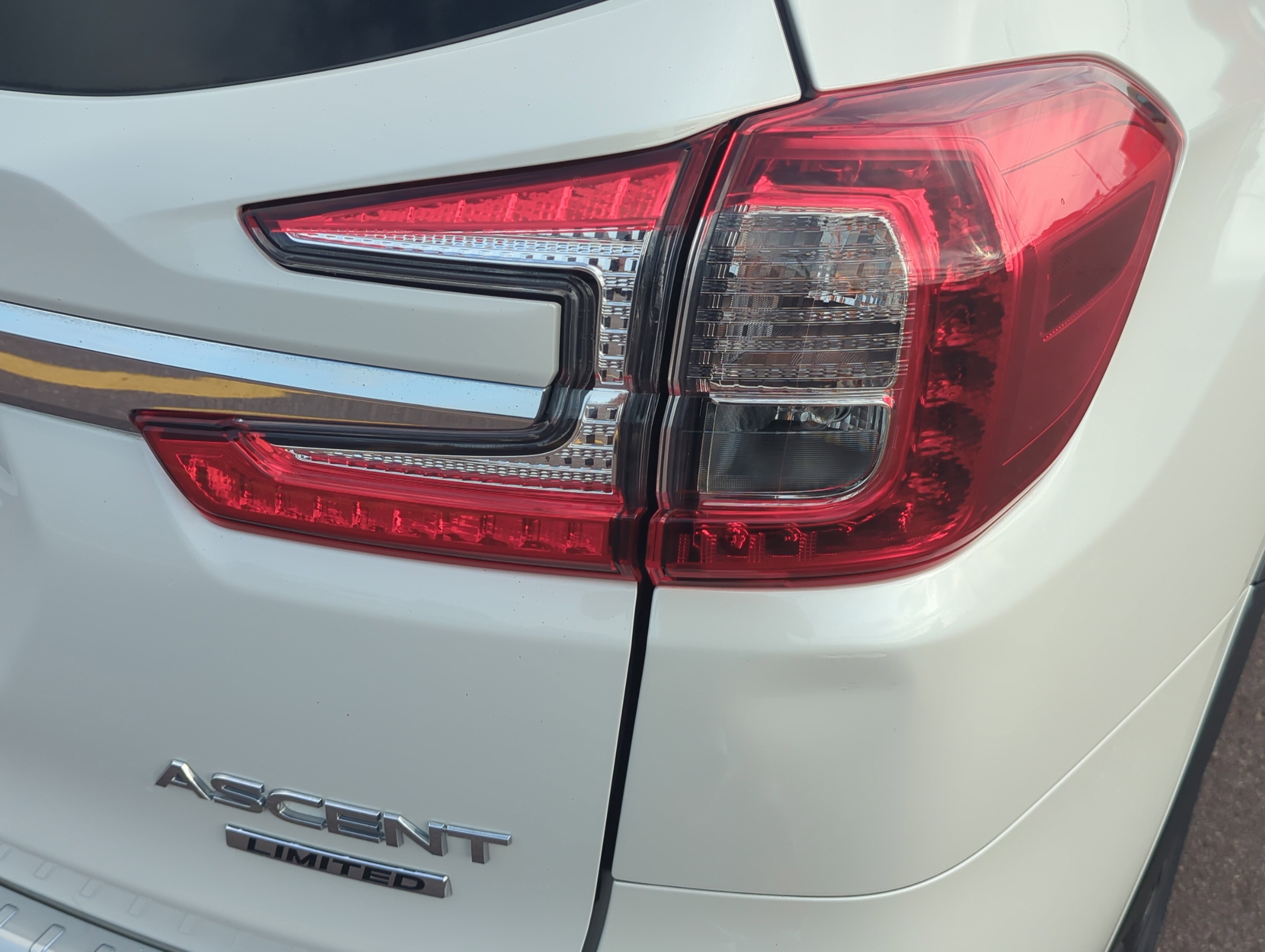 2023 Subaru Ascent Limited photo 11
