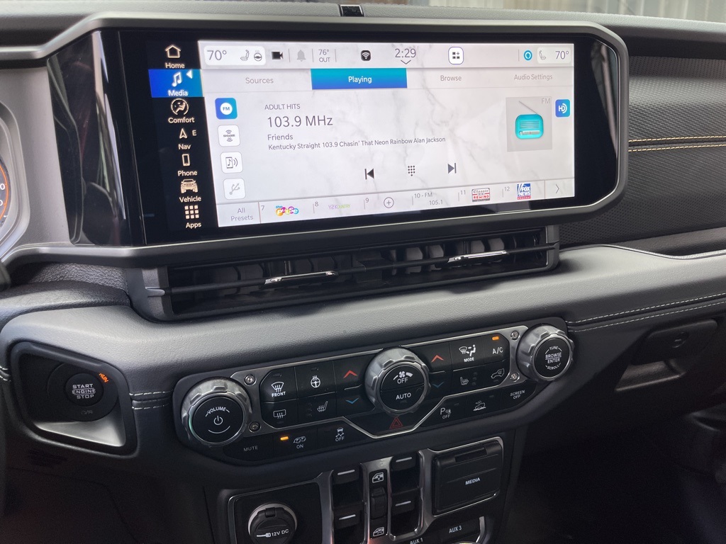 2024 Jeep Wrangler Rubicon 392 photo 38