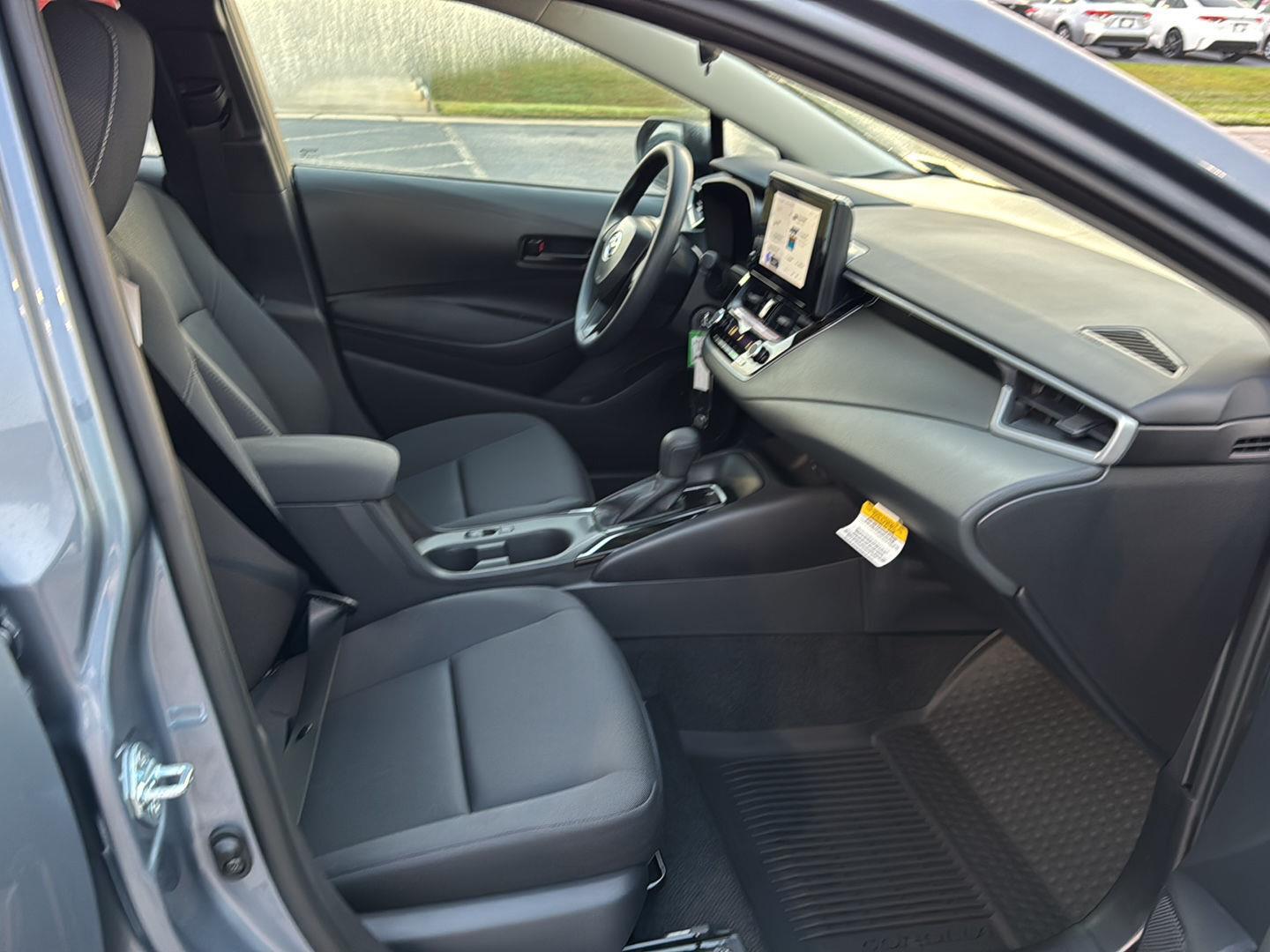 2026 Toyota Corolla LE photo 10