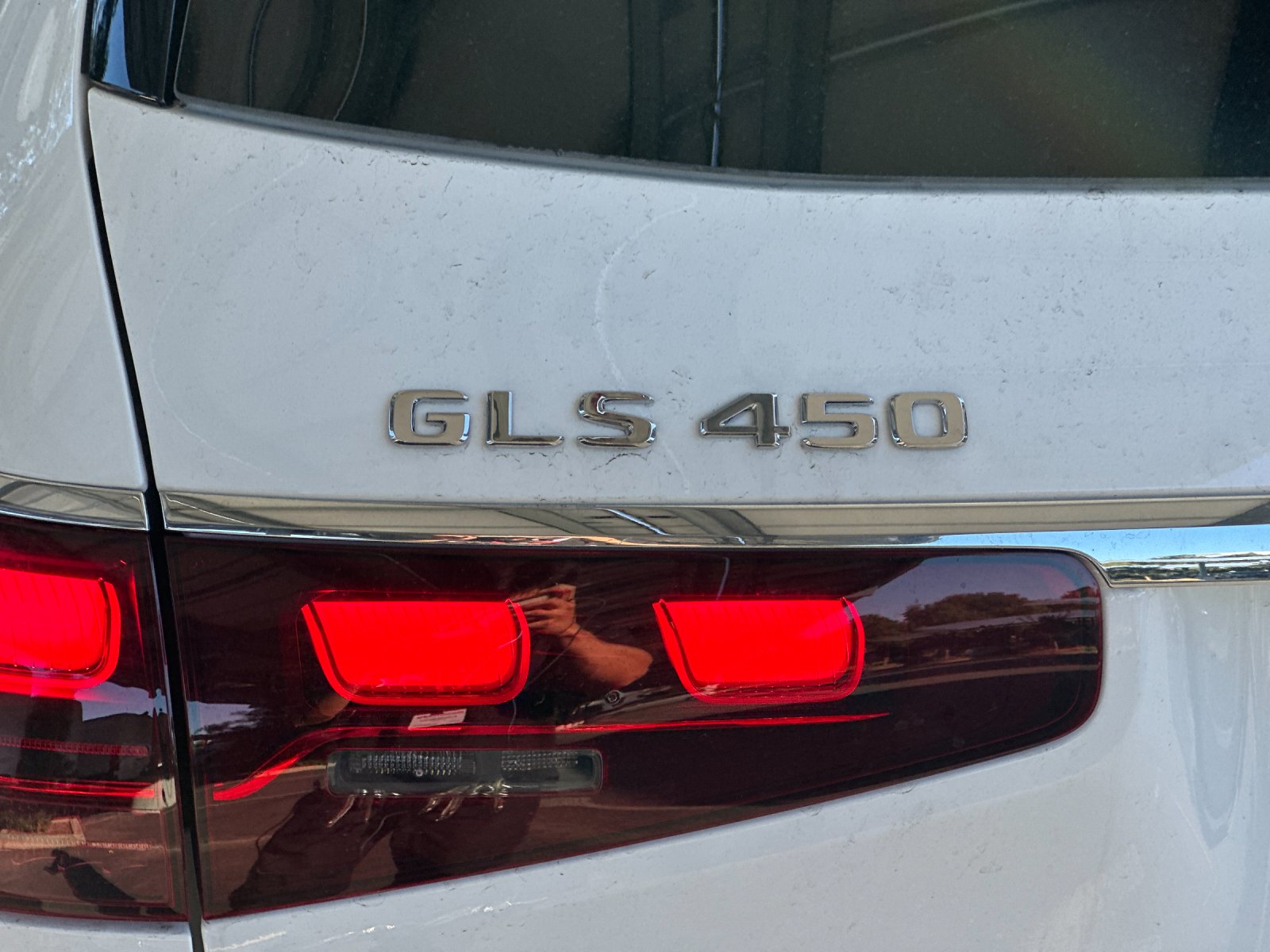 2026 Mercedes Benz GLS 450 4MATIC photo 25