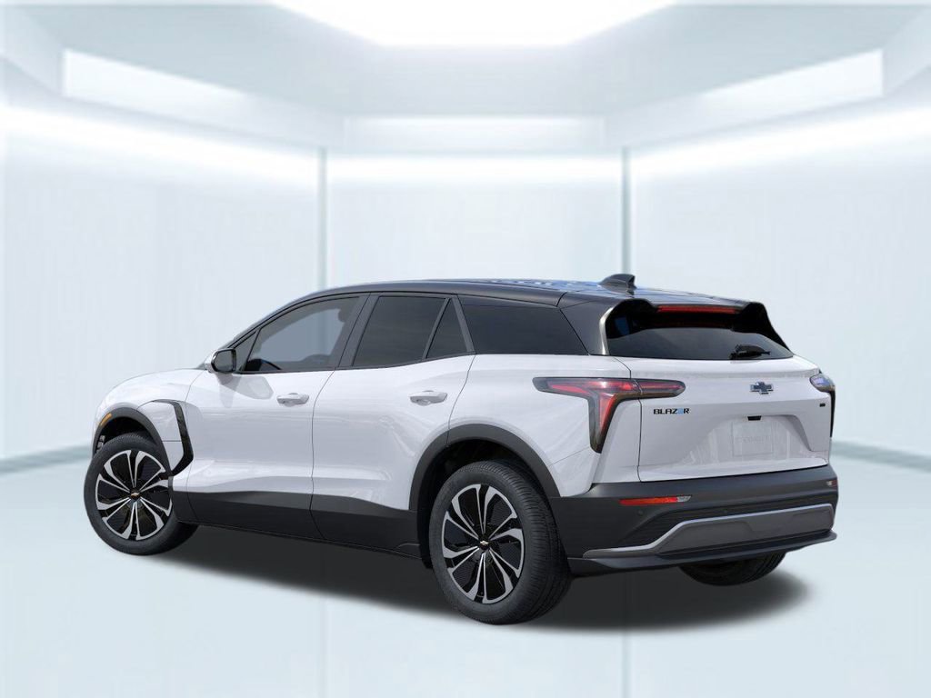 2026 Chevrolet Blazer EV photo 2