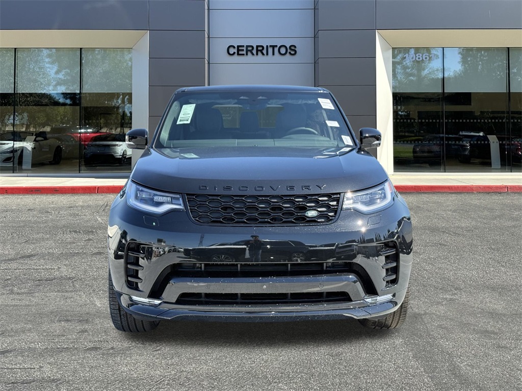 2025 Land Rover Discovery SE photo 2