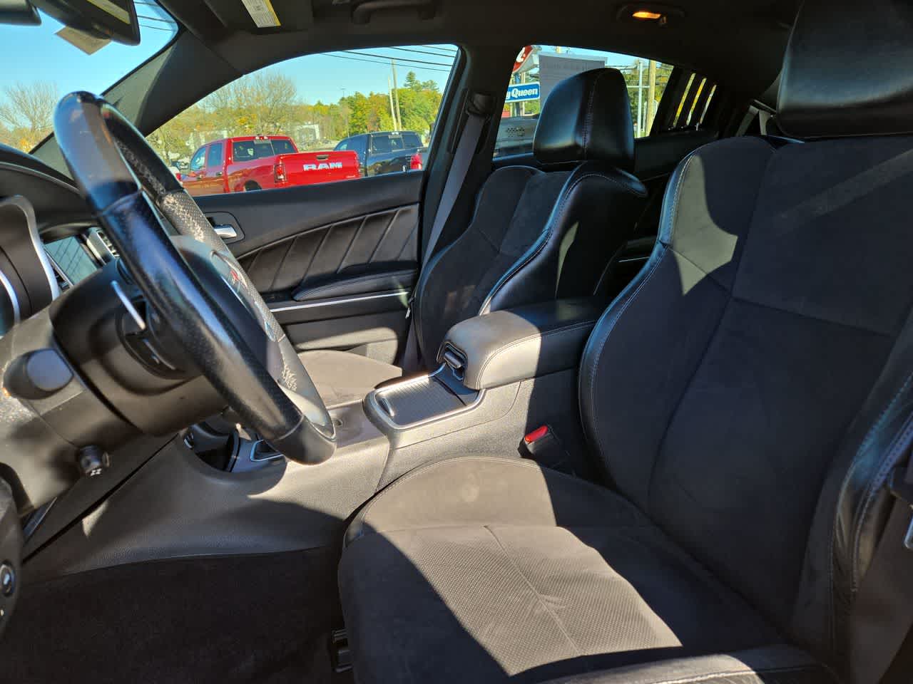 2018 Dodge Charger GT photo 4