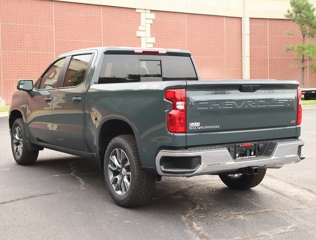 2025 Chevrolet Silverado 1500 LT photo 5
