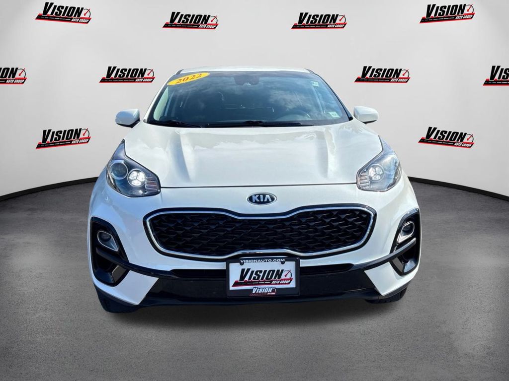 2022 Kia Sportage LX photo 2
