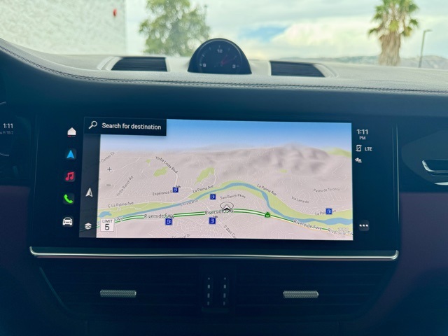 2022 Porsche Cayenne Platinum Edition photo 15
