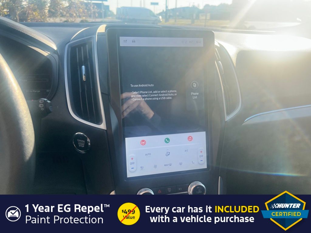 2022 Ford Edge SEL photo 6