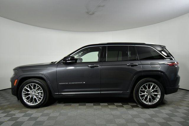 2022 Jeep Grand Cherokee Summit photo 15
