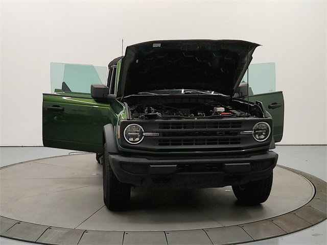 2022 Ford Bronco Base photo 10