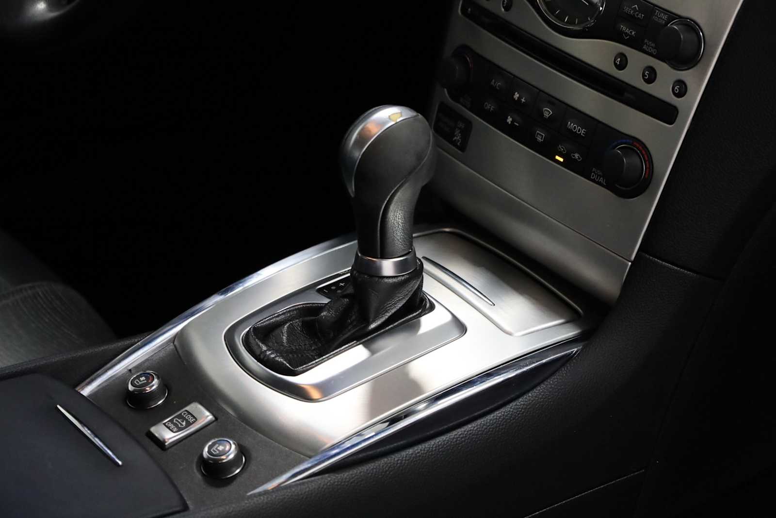 2013 Infiniti G37 Base photo 17