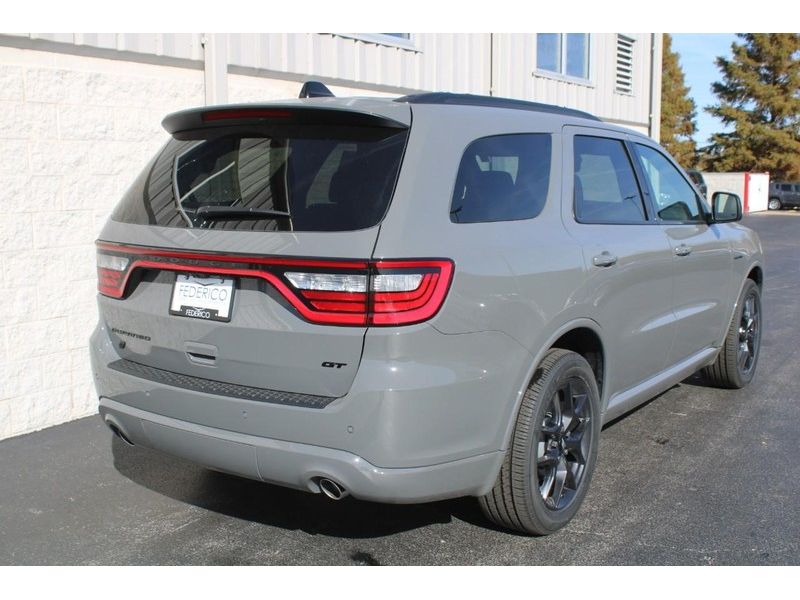 2026 Dodge Durango GT Blacktop photo 3