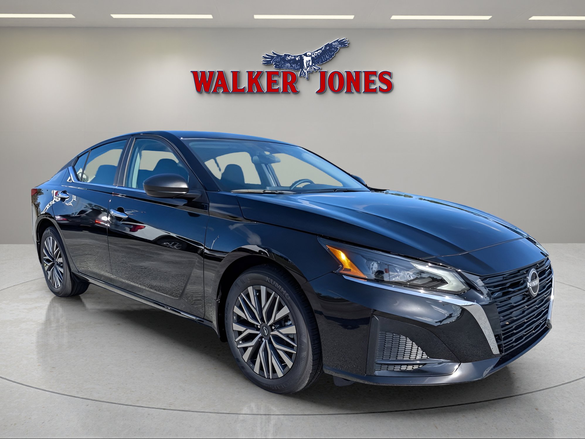 2025 Nissan Altima SV's photo