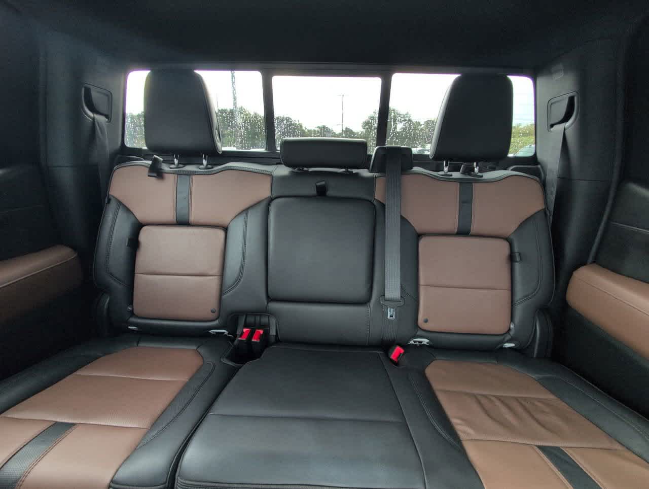 2020 Chevrolet Silverado 1500 High Country photo 5