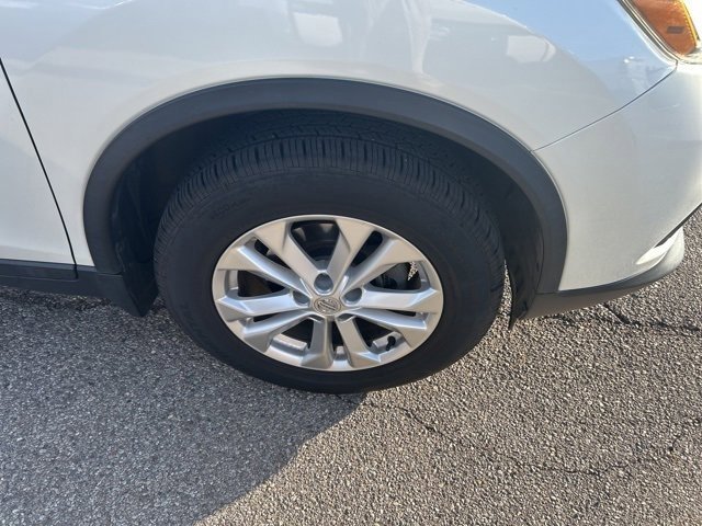 2016 Nissan Rogue photo 3