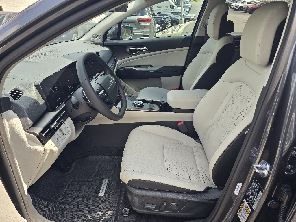 2026 Kia Sportage Hybrid EX photo 5