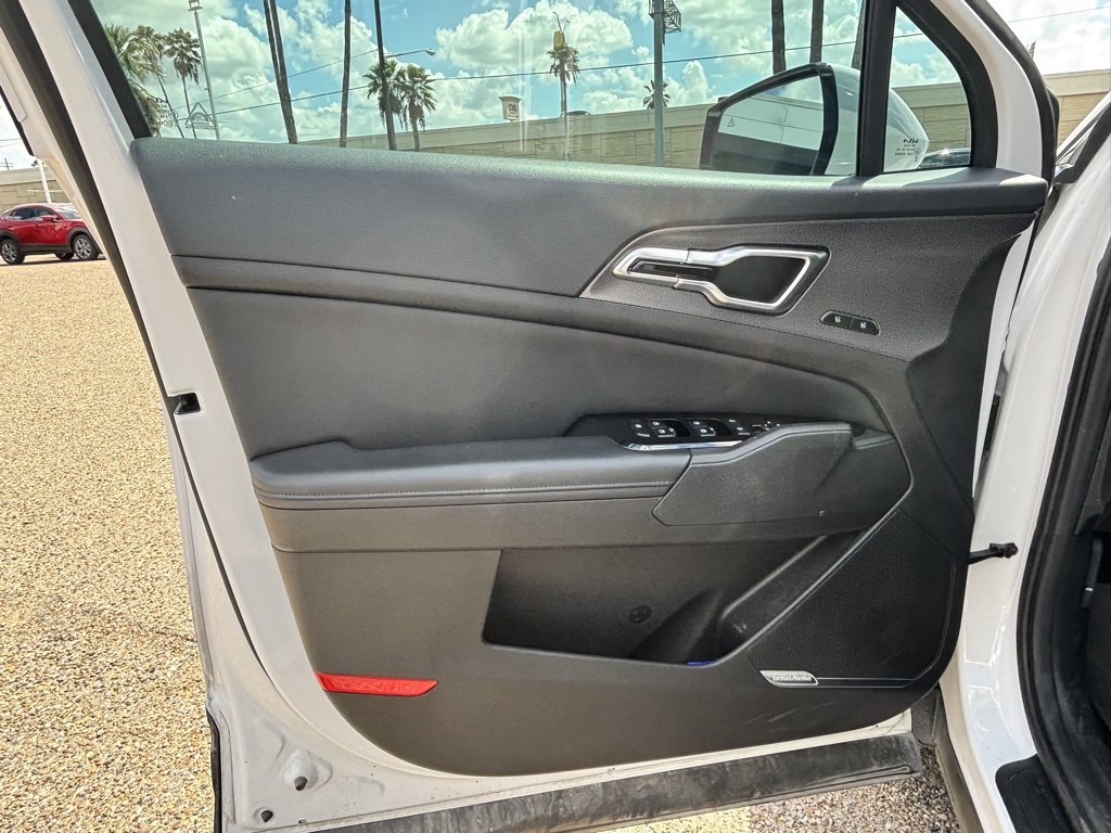 2023 Kia Sportage photo 8