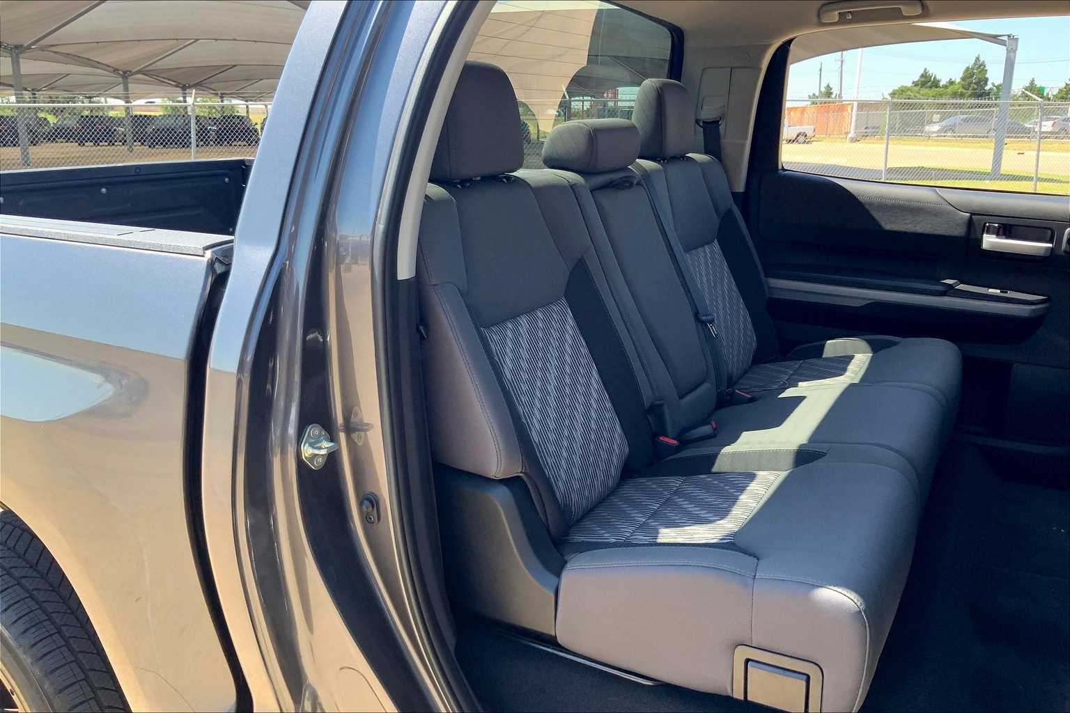 2020 Toyota Tundra SR5 Grade photo 17