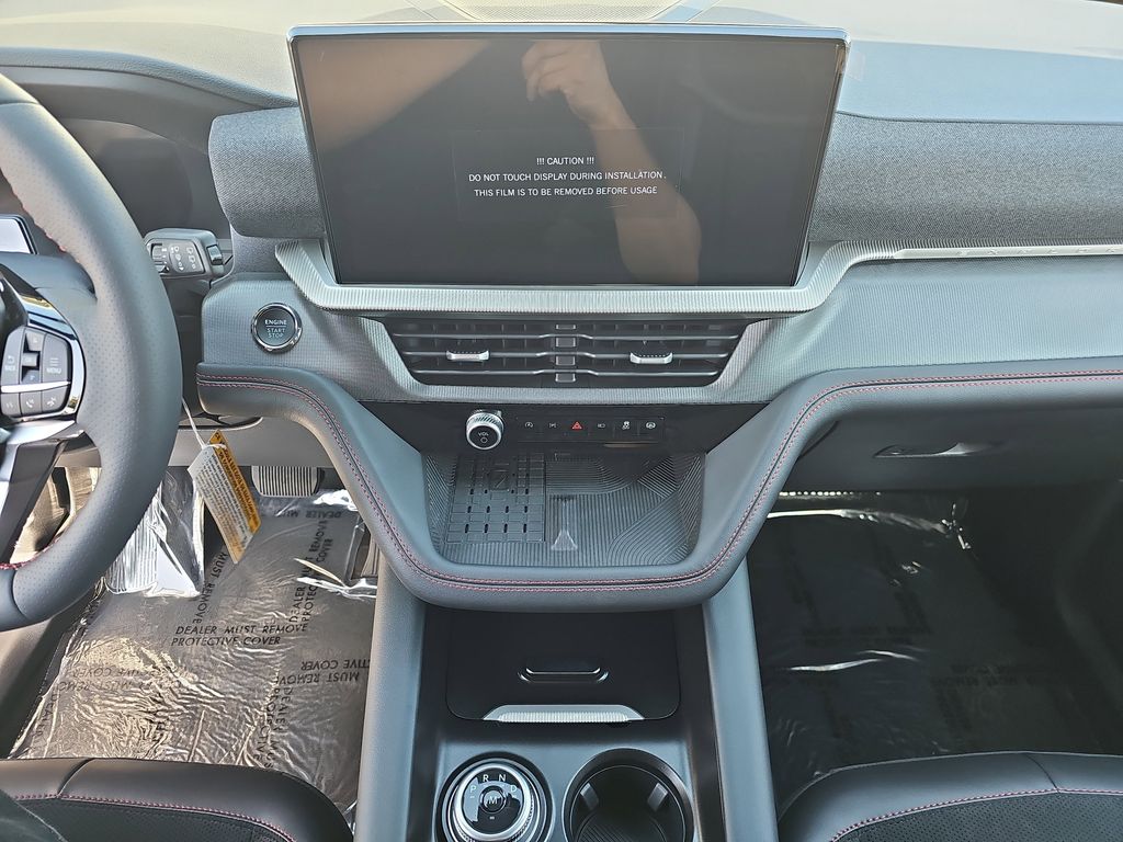 2025 Ford Explorer ST photo 19