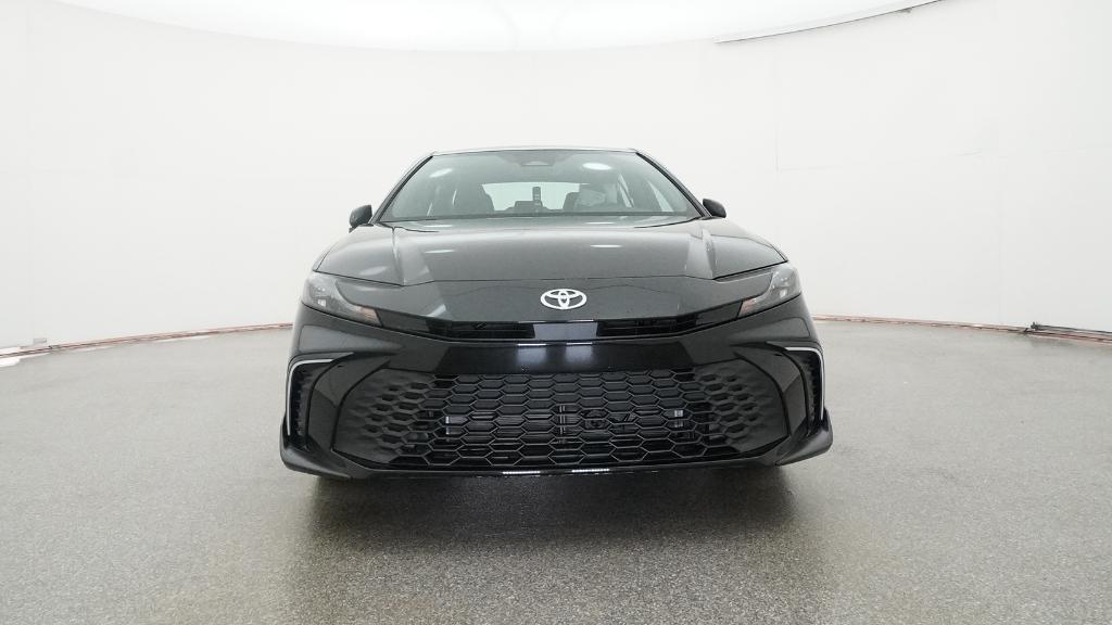 2026 Toyota Camry SE photo 3