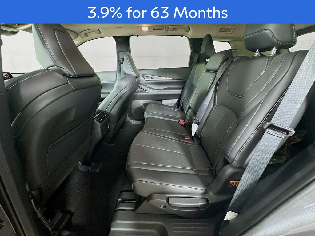 2026 Infiniti QX60 Luxe photo 27