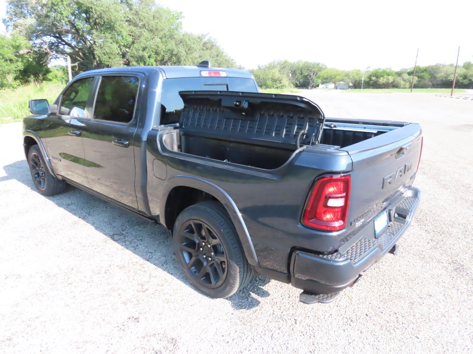 2026 Ram 1500 Laramie photo 8