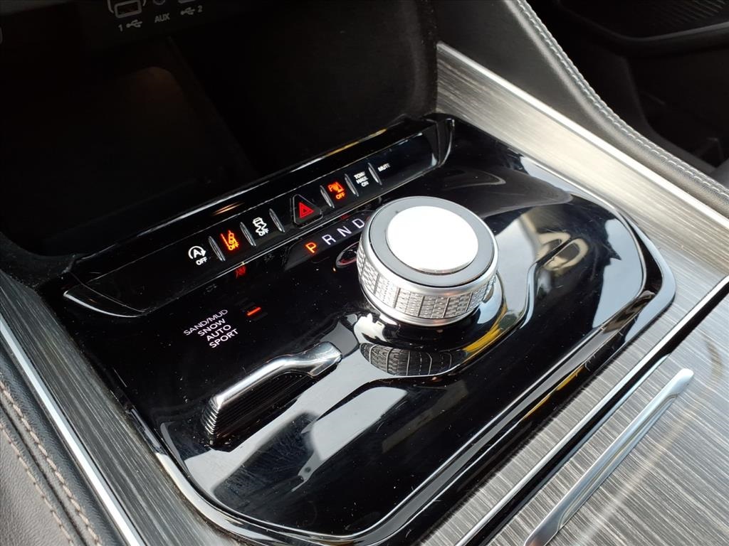 2024 Jeep Wagoneer Series II photo 15