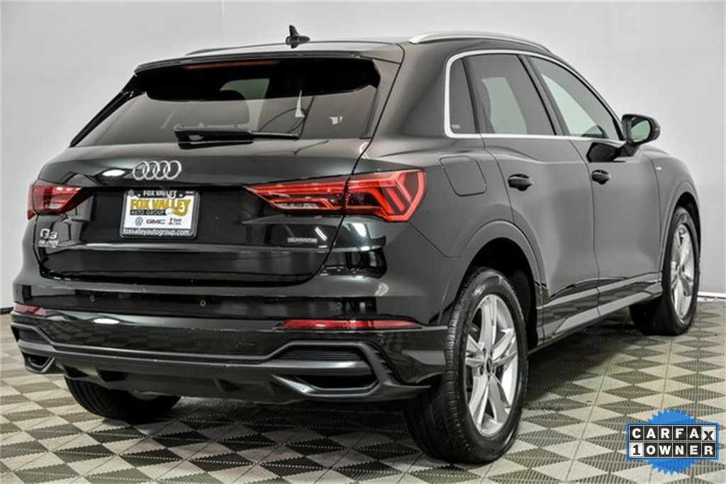 2022 Audi Q3 S line Premium Plus photo 7