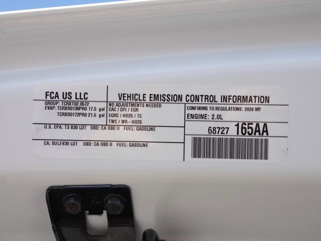 New 2026 Bright White Clear-Coat Exterior Paint Jeep 4-Door Sport S image 29