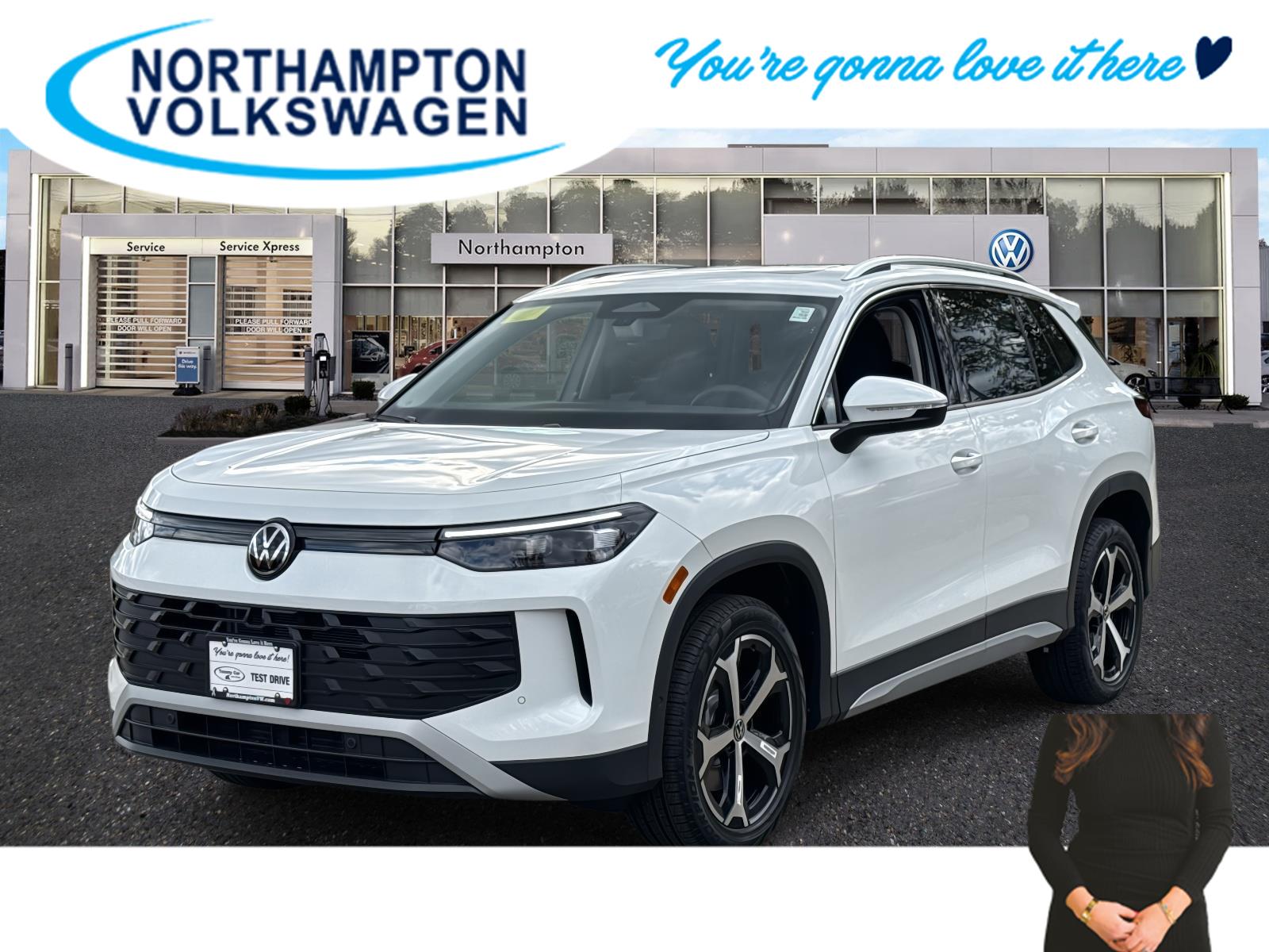 2025 Volkswagen Tiguan SE's photo