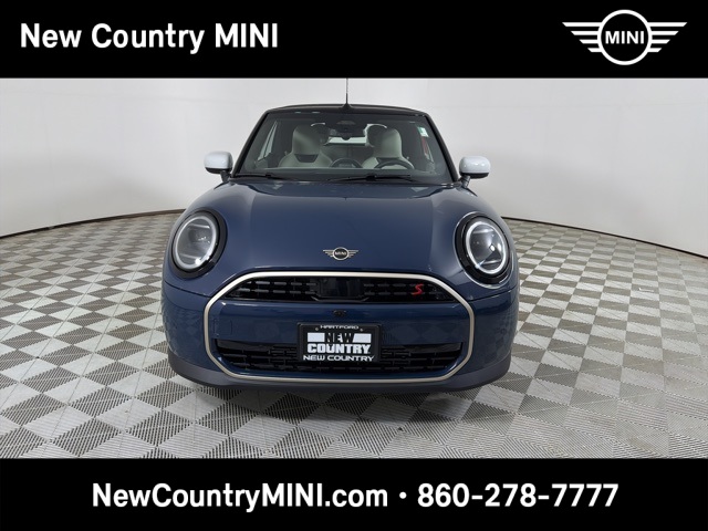 2026 Mini Cooper S Iconic photo 2