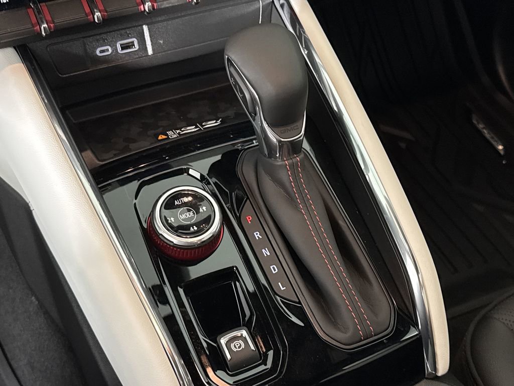 2025 Gmc Canyon AT4X photo 24