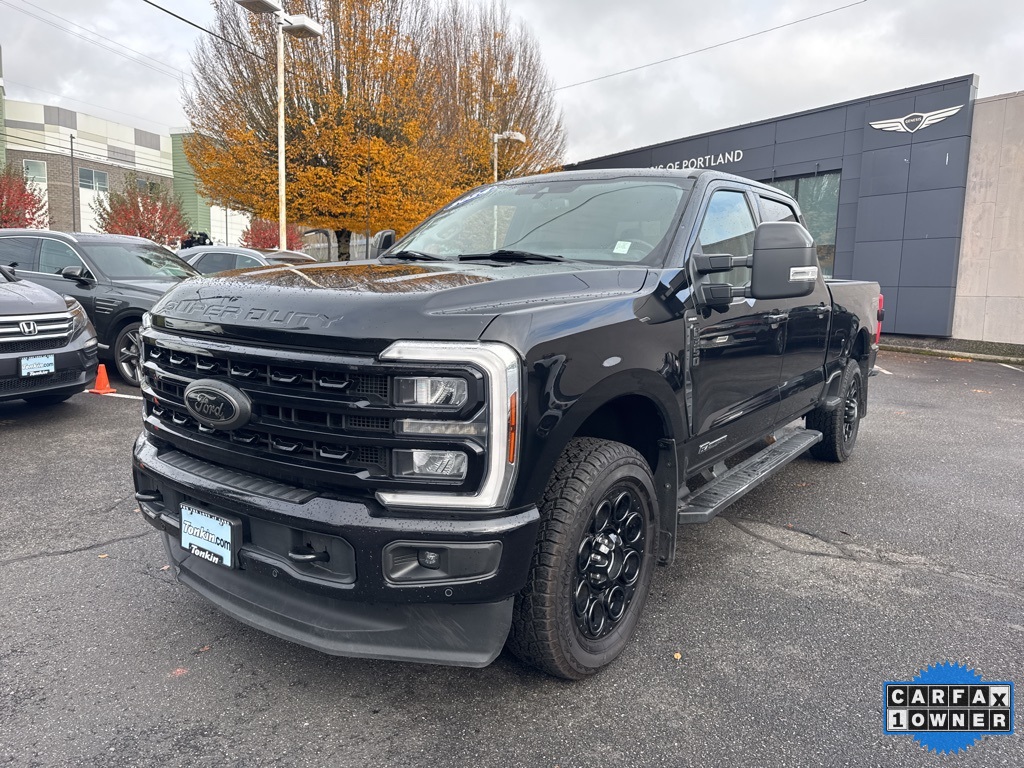 2024 Ford F-350 Lariat photo 2