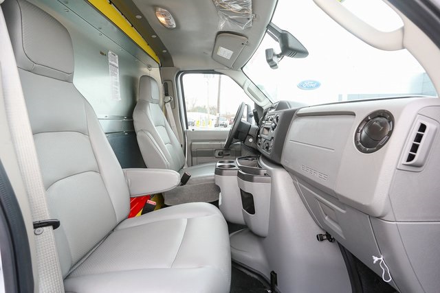 2024 Ford E-350 Base photo 13