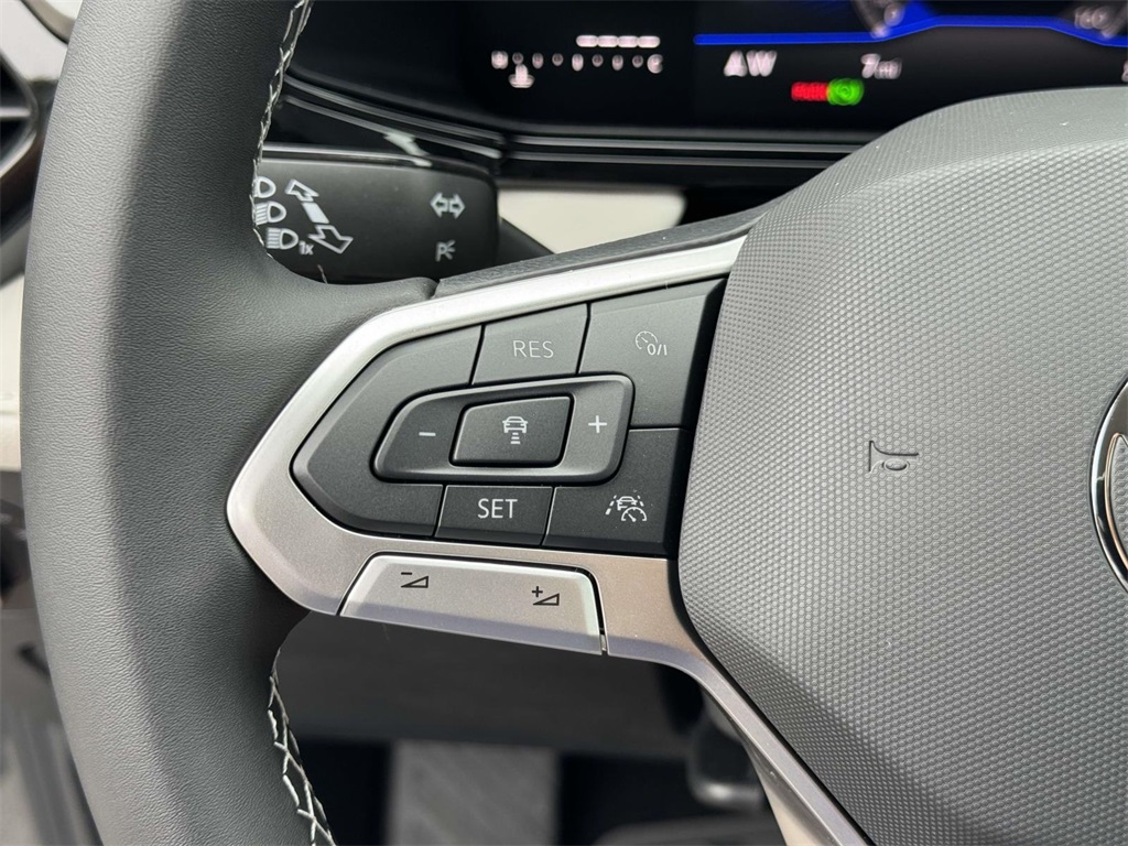 2025 Volkswagen Taos S photo 18
