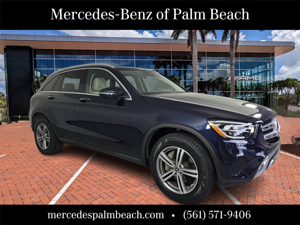 2022 Mercedes-Benz GLC GLC300's photo
