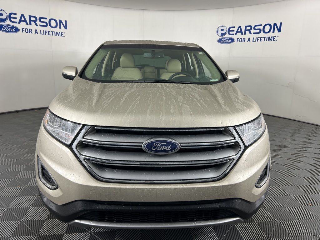2017 Ford Edge SEL photo 2