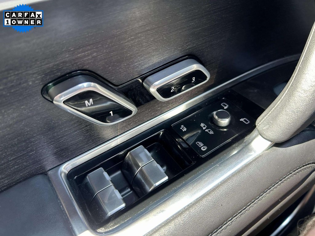 2023 Land Rover Range Rover Autobiography photo 17