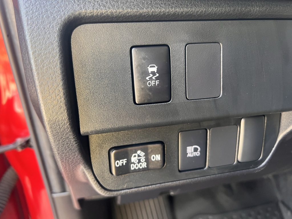 2023 Toyota Tacoma SR5 photo 21