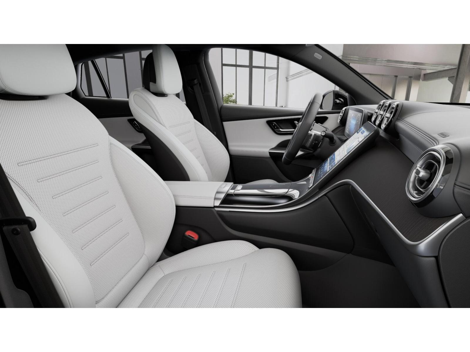 2025 Mercedes Benz GLC 300 4MATIC photo 4