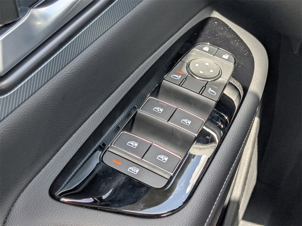2025 Nissan Murano SL photo 22