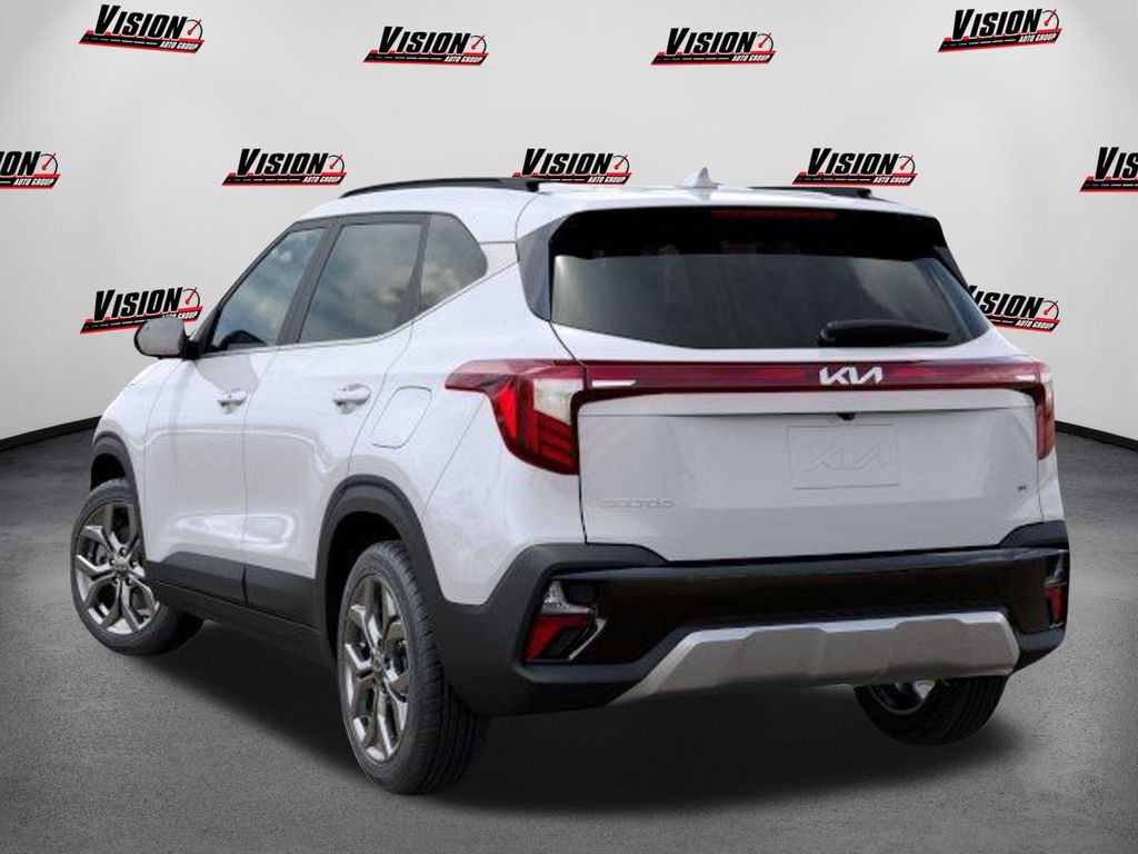 2024 Kia Seltos S photo 29