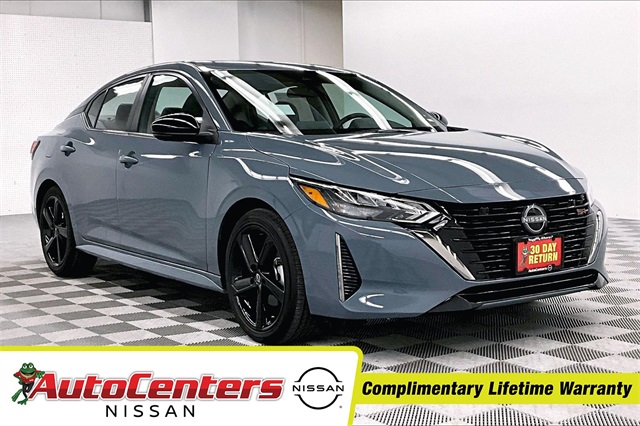 2025 Nissan Sentra SR's photo