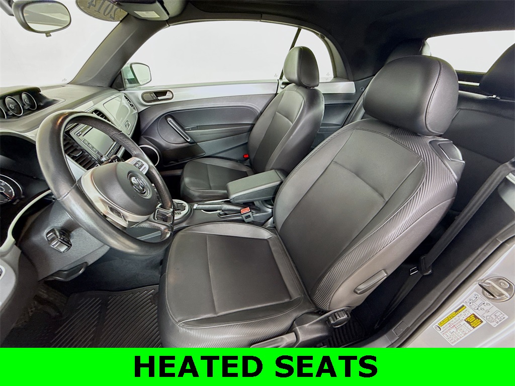 2014 Volkswagen Beetle TDI photo 2