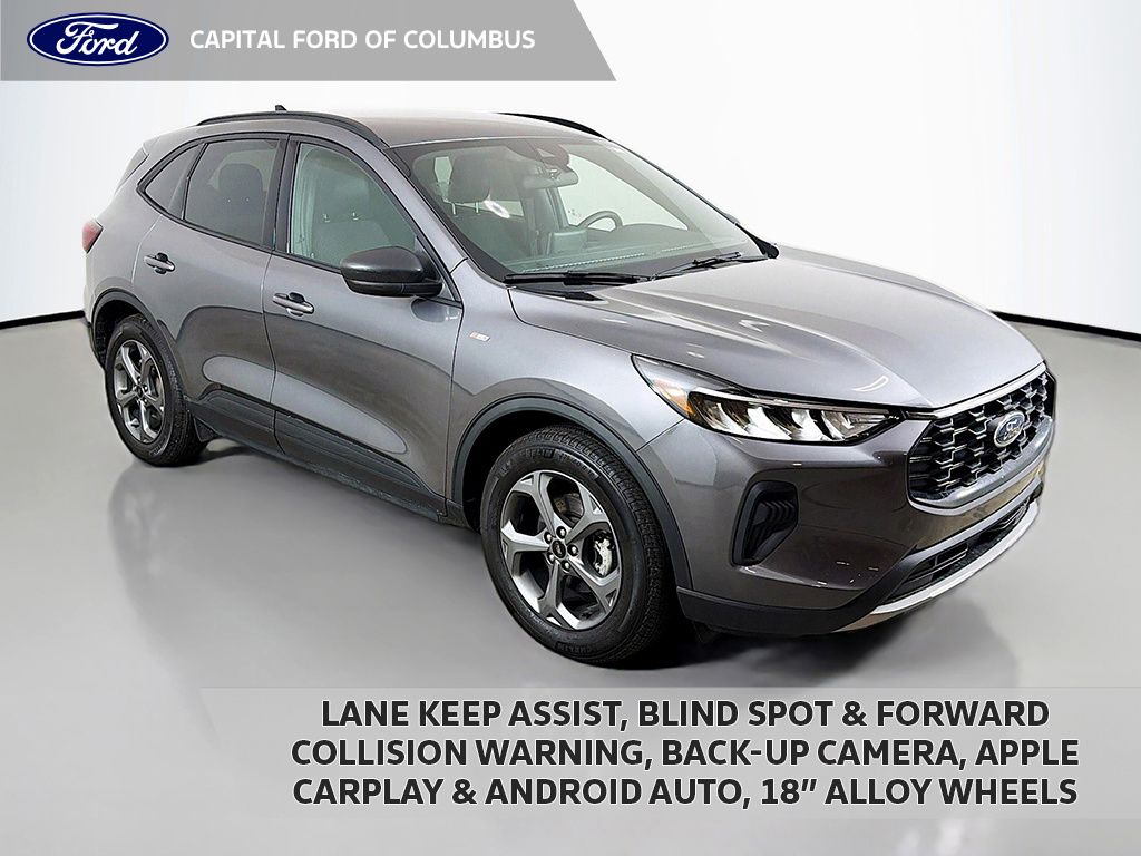 2025 Ford Escape ST-Line's photo