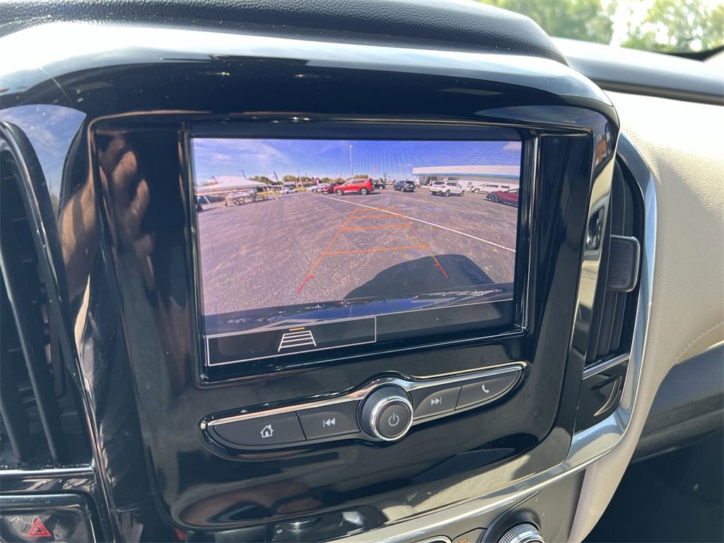 2023 Chevrolet Traverse LS photo 11