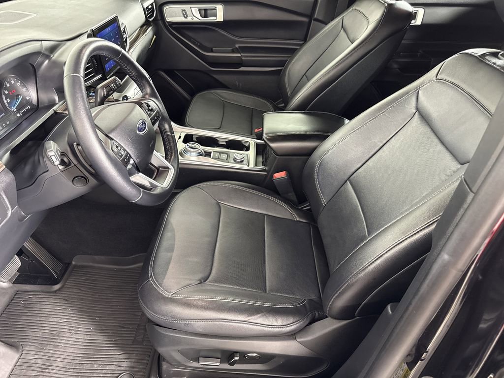 2020 Ford Explorer Limited photo 5