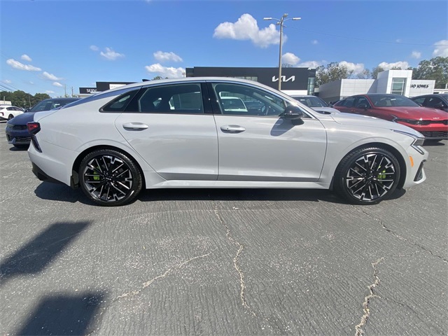 2026 Kia K5 GT photo 2