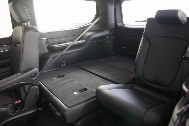 2025 Jeep Wagoneer Series III photo 9